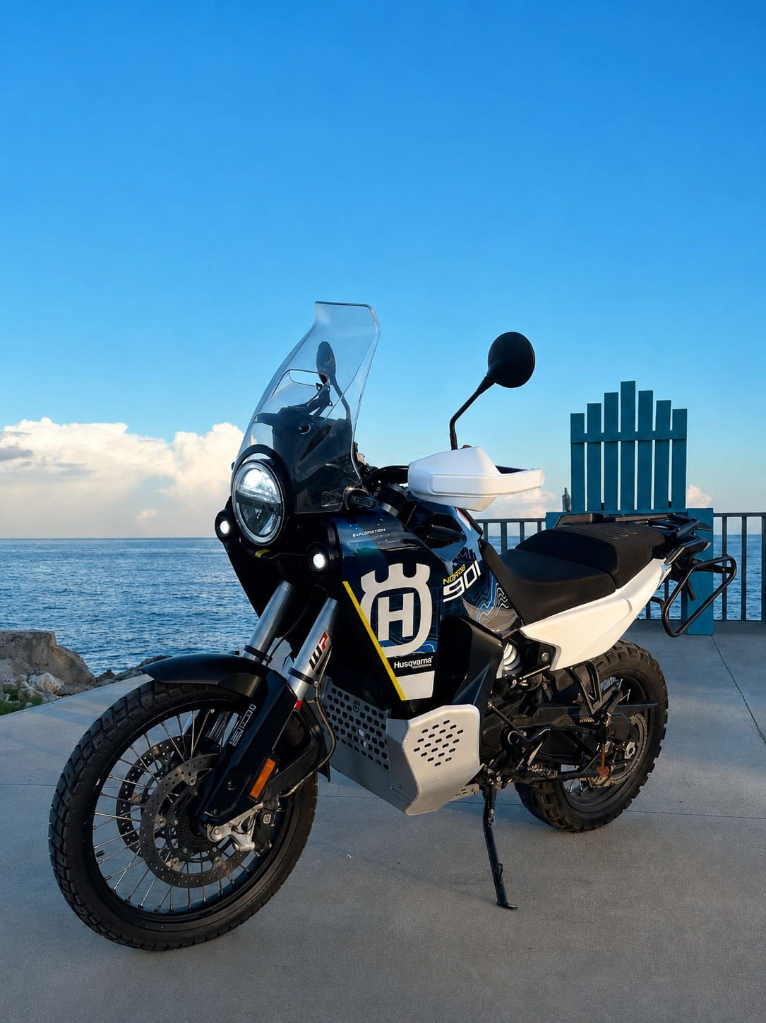 Husqvarna Norden 901 Expedition 2022 — El Garaje Premiado